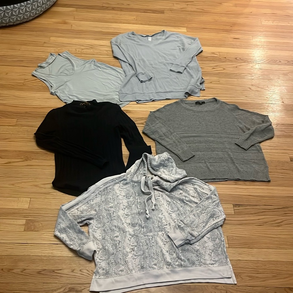 Lot of Size M Tops